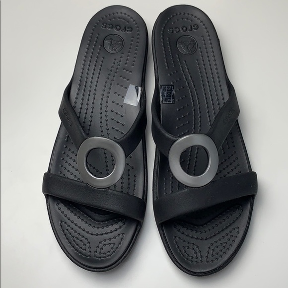 tom and jerry croc charms